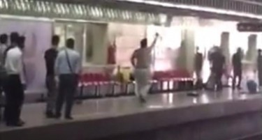 (ВИДЕО) КОЈ Е МОТИВОТ: Нападнати свештеници во Техеран