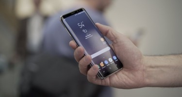 Корисник за Samsung Galaxy S8 Plus: Личен асистент кој го имате со вас 24/7