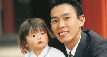 ПРИЧИНАТА ЌЕ ВЕ ИЗНЕНАДИ: Додека цел свет посвојува мали деца, Јапонија посвојува возрасни мажи