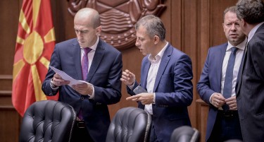 Стартува ли сериозна битка против корупцијата?