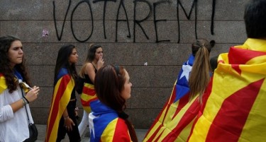 Владата на Шпанија ќе ги искористи своите уставни овластувања за прекин на поделбата на Каталонија