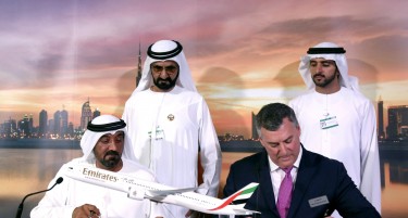 Боинг „растури“ на авио самитот во Дубаи