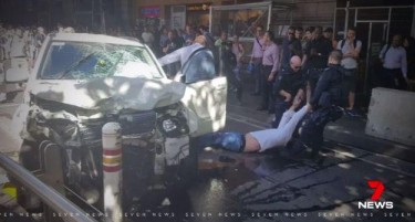 (ВИДЕО) Терористички напад во Мелбурн: Влетал меѓу луѓе и ги газел без милост