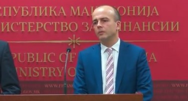 Тевдовски тврди дека нема да има нови поскапувања, од ВМРО-ДПМНЕ велат дека манипулираат