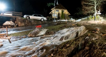 (ФОТО) Јужна Германија се бори со поплави