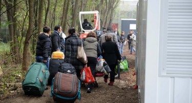 Едни од соседите на Македонија навалија за азил во Франција