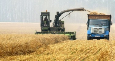 Дали земјоделците должници ќе можат до државни субвенции?