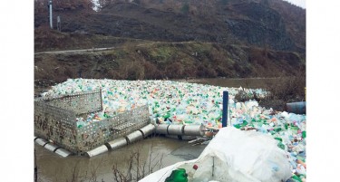Преградната брана на Рашка го помина испитот: Запрела 3 тони пластичен отпад