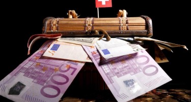 БОГАТИТЕ ВО ЖЕСТОКА ПАНИКА: Европа ги укина банкарските тајни за сите-па дури и во Швајцарија!
