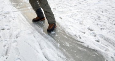 Србин паднал на мраз и починал на лице место