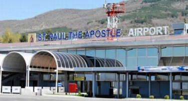 Приведени косовски граѓани на охридскиот аеродром