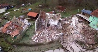 (ВИДЕО) Еве како се урнаа куќите во Хрватска