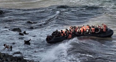 16 мигранти, меѓу кои и 4 деца се удавија во Егејско море