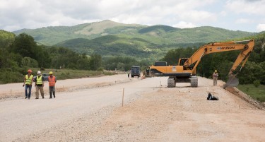 Рокот за изградба на автопатот Кичево – Охрид  се продолжува