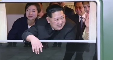 Повеќе прекари за Ким при посетата во Кина - некои се навредливи