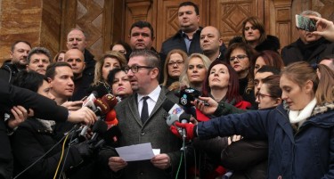 Зошто ВМРО-ДПМНЕ падна во замка со „заробеното“ судство во интерпелацијата?