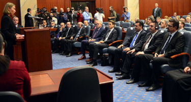 Могерини се обрати во Собранието: Ја надминавте кризата, се вративте на вистинскиот пат