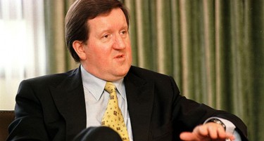 Џорџ Робертсон доаѓа во Скопје