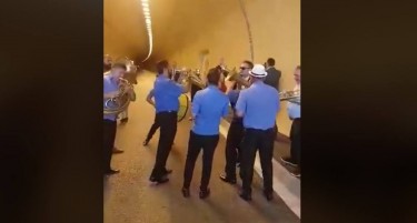 Видео: Трубачи свиреа пред свитата која го отвори новиот автопат