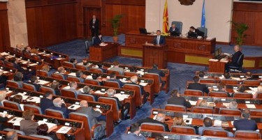 ВМРО-ДПМНЕ ќе ги прашува министрите само пред телевизија, не по ходниците