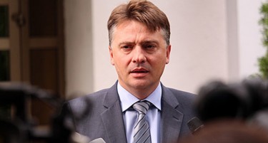 Шилегов го брани оданочувањето на тераси и подруми