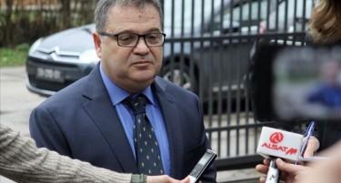 Тимоние со пофалби за Заев кој го потсетува на градителите на Европа