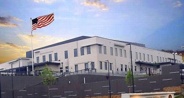 Командат Хоџа не им е по ќеиф и на Американците во земјава