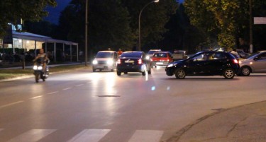 МВР ГИ ДЕМНЕ ДИВИТЕ ТРКАЧИ МОТОЦИКЛИСТИ ВО СКОПЈЕ: Летаат казни и контроли