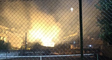 Гореше цела куќа во скопско Тафталиџе