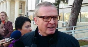 Латас за прв пат седна на обвинителна клупа