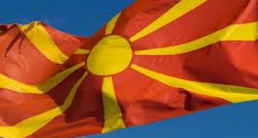 „Република Илинденска Македонија“ не може да се преведе на албански јазик?