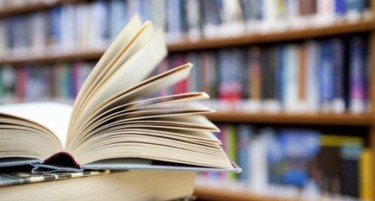 Јакимовска: Го потценуваме и истиснуваме убавиот македонски израз и збор