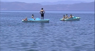 Забрана за возење педалинки на Охридското езеро
