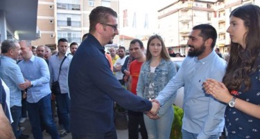 Мицкоски:  Mладите ги полнат авионите, а се празнат градовите