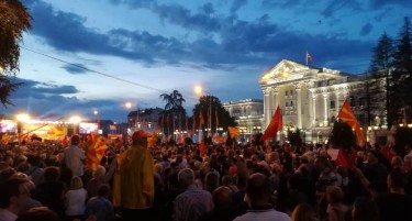 Еве ги барањата на Мицкоски