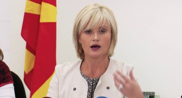 Директорката на агенцијата за вработување и возврати на Јанкулоска