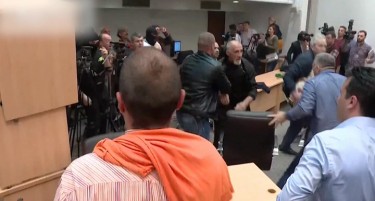 Сенков ќе бара отштета за секој ден минат во притвор