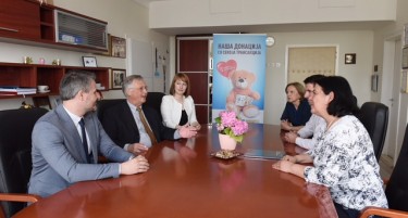 Силк Роуд Банка стана долгорочен партнер на Клиниката за детски болести во Скопје