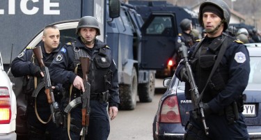 Косовската полиција се мобилизира за Видовден, Вулин доби забрана за присуство на прославата