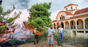 ТРАГИЧНИ СУДБИНИ: Преживеаните од катастрофалниот пожар во Грција го раскажаа доживеаното