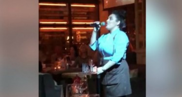 (ВИДЕО) КЕЛНЕРКА ОД РУСИЈА: Го зема микрофонот и ги воодушеви сите