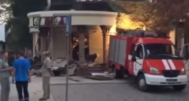 (ВИДЕО-ФОТО) ТУКА Е УБИЕН ЗАХАРЧЕНКО: Каде била скрена бомбата која го разнесе омилениот ресторан на лидерот на ДНР