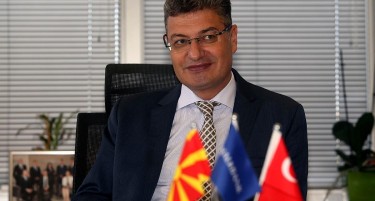 Суџубаши смета дека со ЕУ и НАТО ќе и тргне на Македонија