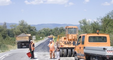 Со колку милиони евра „Македонијапат“ ќе ги крпи дупките по патиштата?