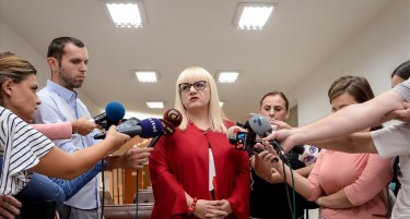 Дескоска: Уставните измени нема да започнат со амандманите