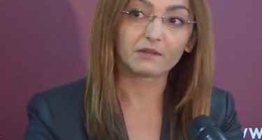 Јанкулоска со солзи во очите се жали дека брзо и се судело