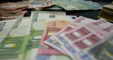 Србите ќе можат да ги тужат банките за трошоците за обработка на кредитите