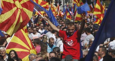 Дури 40.000 не можеле да гласаат на референдумот