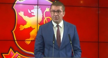 Мицкоски нуди две опции до Владата за да нема криза -што бара од Заев?