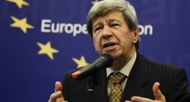 Зошто Кукан е сериозно загрижен за Македонија?